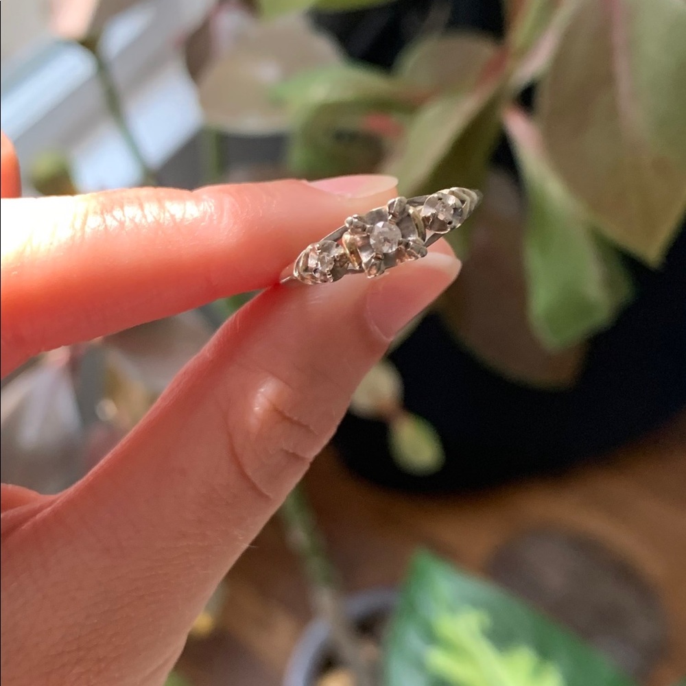 14kt White Gold Diamond Ring